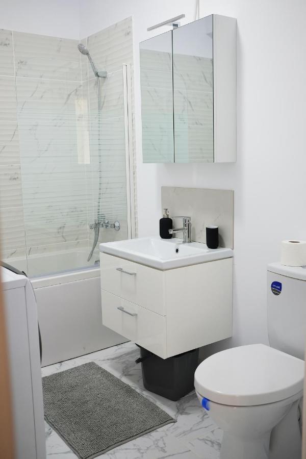 ブカレストWhite Flatアパートメント エクステリア 写真